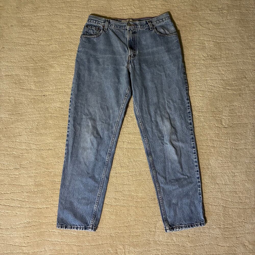 Y2K Levi's 550 Relaxed Tapered 14M Women Light Wash Jean Retro Grunge Bikercore